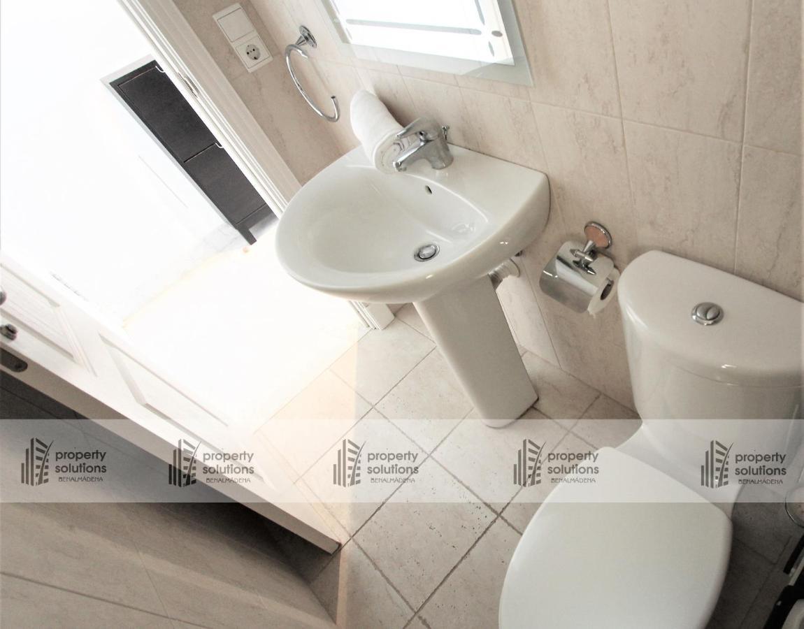 Playa 1º Linea Playa- Apartamento Duplex En Pleno Corazon De La Carihuela توريمولينوس المظهر الخارجي الصورة